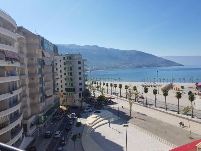 Апартаменты Lungomare View Влёра Экстерьер фото